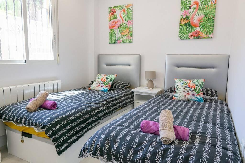 Casa Lilly-Rose, A Beautiful 3 Bedroom Detached Villa A Short Walk To The Villamartin Plaza & Golf Course Esterno foto