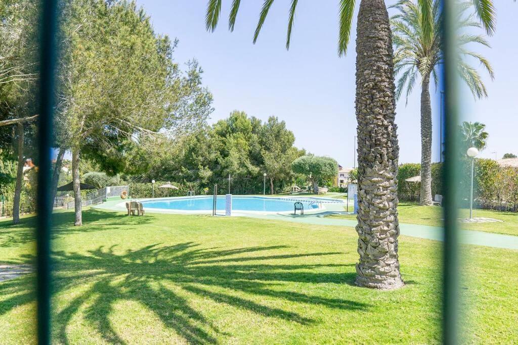Casa Lilly-Rose, A Beautiful 3 Bedroom Detached Villa A Short Walk To The Villamartin Plaza & Golf Course Esterno foto